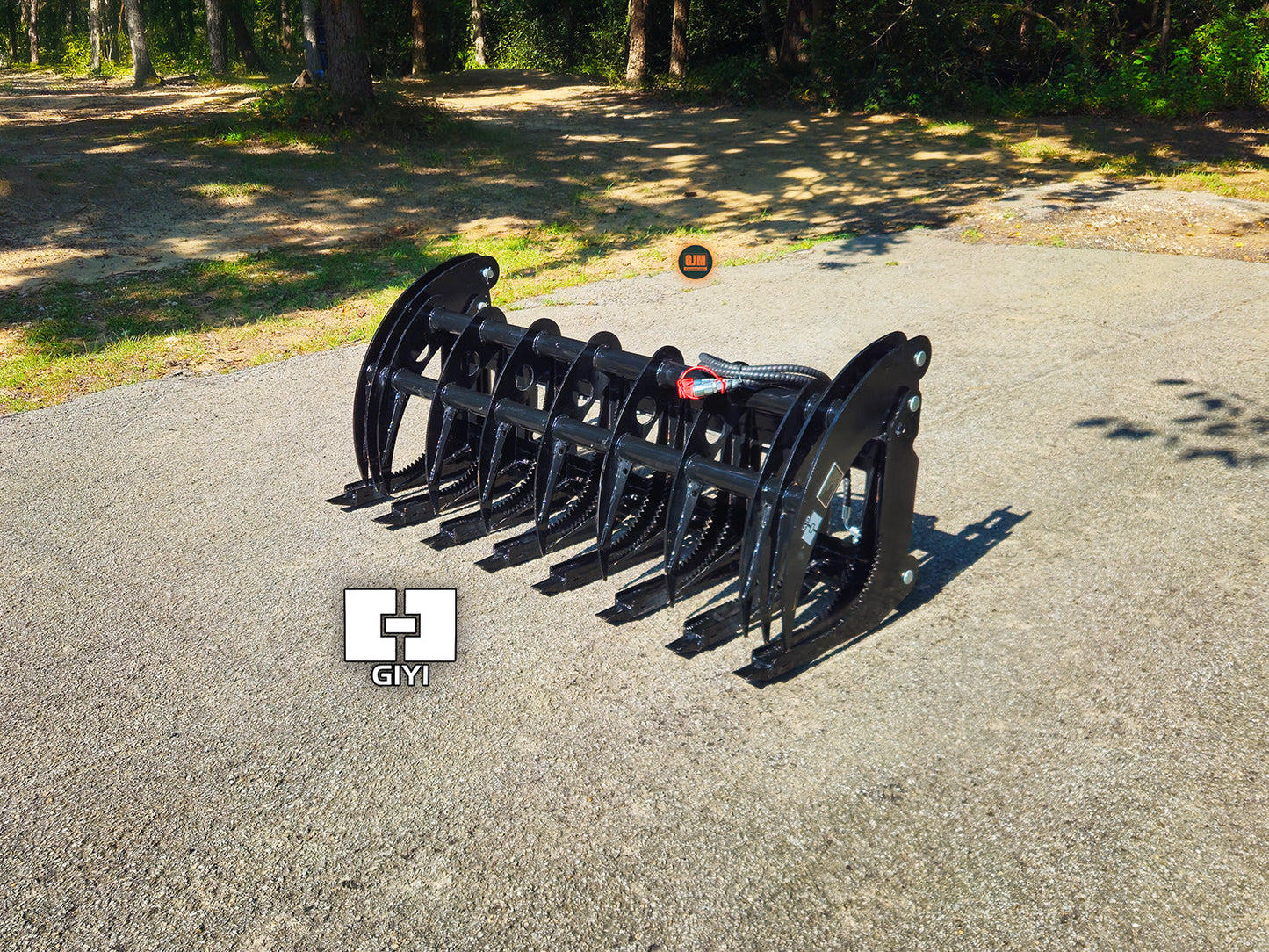 GIYI GY-CLG72C 72" Skid Steer Root Grapple
